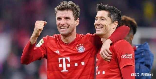 中超强队国安在亚冠被越南绝杀，国脚表现低迷，暴露中国足球实力与管理问题。（亚冠爆冷：国安遭越南队补时绝杀，国脚低迷折射中国足球实力与管理短板）