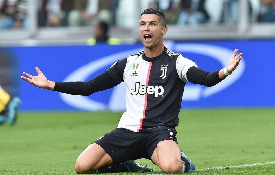 重返狼队？特劳雷或成救主！英超副班长向昔日功臣伸出橄榄枝（英超副班长向狼队旧将特劳雷发出邀约，他能否回归力挽狂澜？）