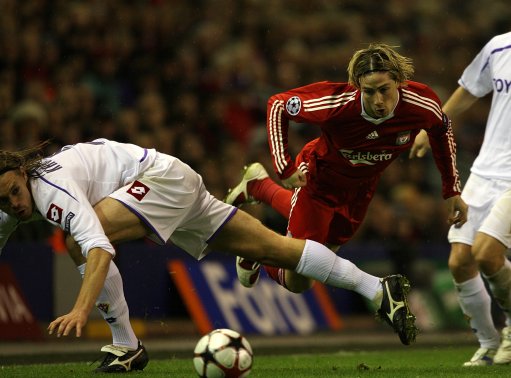 莱奥：我和囧叔经常交流，不仅聊足球，也聊生活中的方方面面（莱奥：我与囧叔交流频繁，聊的不仅是足球还有生活点滴）