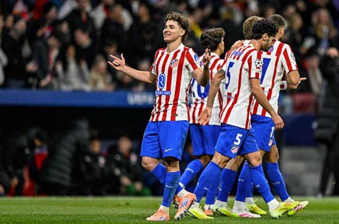 穆勒称赞拜仁小将戴伯尔：他是我见过的跑得最快的球员（穆勒盛赞拜仁小将戴伯尔：是我所见速度最快的球员）