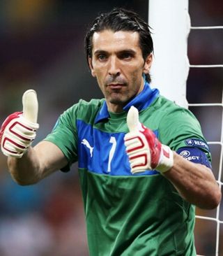 布莱顿替补被推荐给米兰，其身价约为1000万欧元