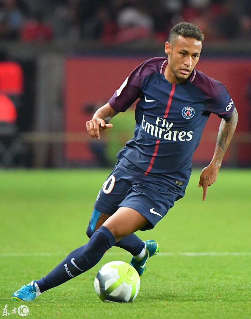 雄鹿猛攻内线拿下硬仗